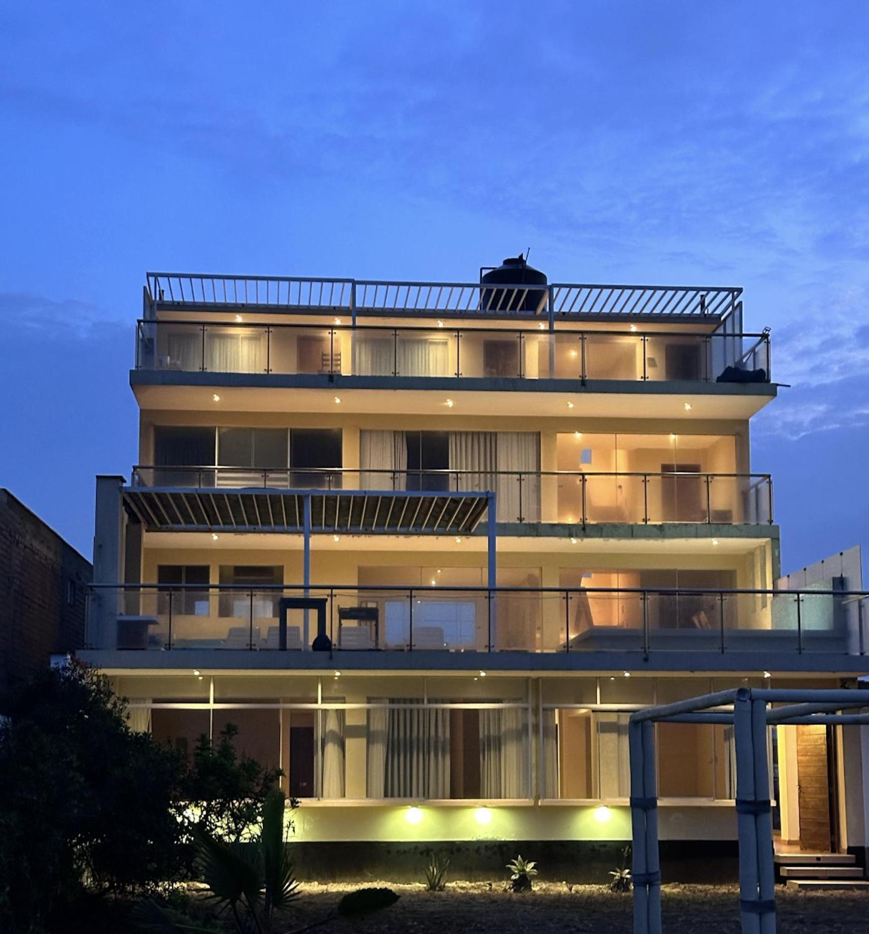 阿夏Yolo House Peru住宿加早餐旅馆 外观 照片